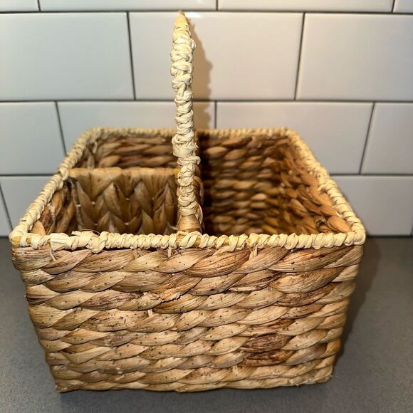 Wicker Basket Caddy - Picture 4 of 6
